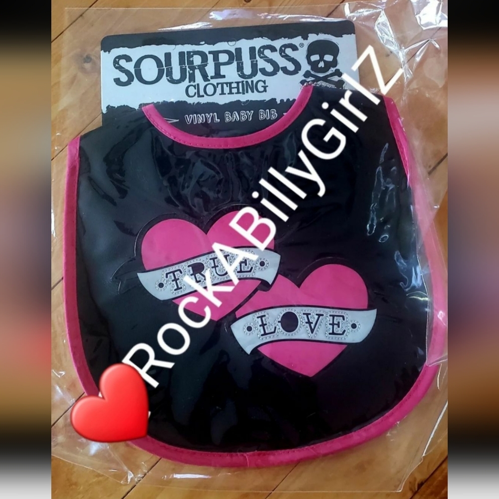 Sourpuss True Love Tattoo Flash Hearts Black Vinyl Baby Bib Polka Dot Satin Back